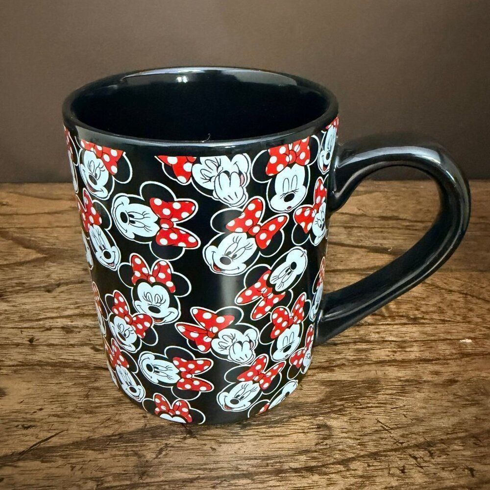 Disney Minnie Mouse 14oz Mug